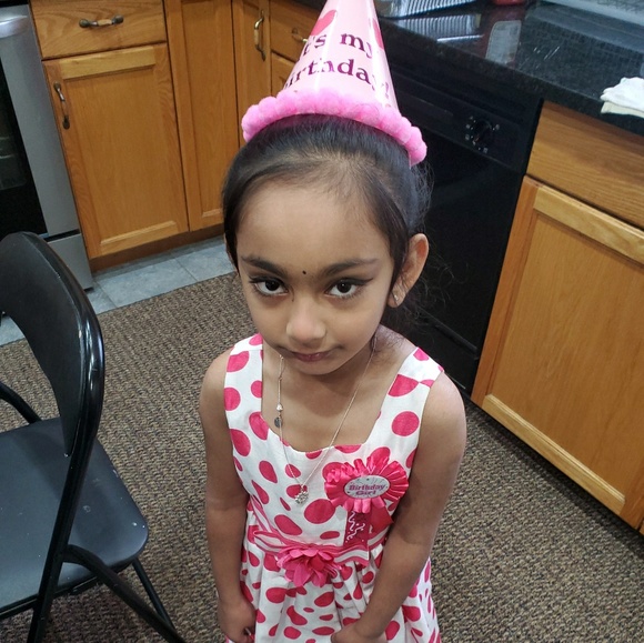 Meet your Posher, Shimal - Picture 1 of 1